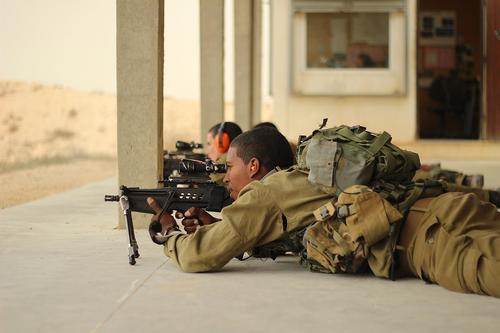 Армия Израиля: ХАМАС взял в заложники мирных граждан и военных