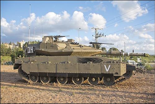 Sky News: Израиль сосредотачивает на границе с сектором Газа военную технику