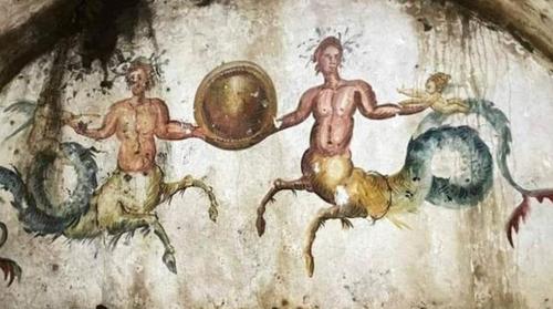 Обнаружена гробница, полностью расписанная фресками имперской и римской эпохи