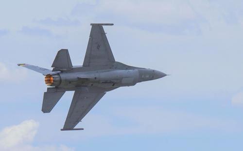 Нидерланды направят до 18 истребителей F-16 в центр подготовки пилотов ВСУ