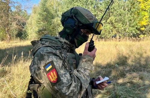 Экс-премьер Азаров: в армии Украины усилился дефицит офицеров из-за потерь