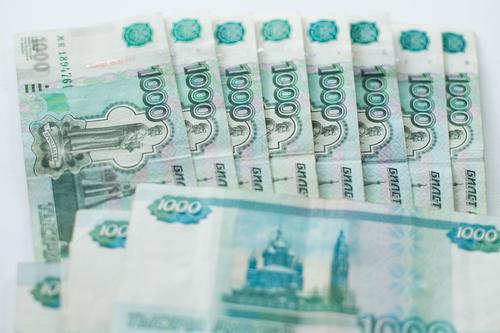 Мошенники развели пожилую петербурженку на 10 млн рублей и квартиру