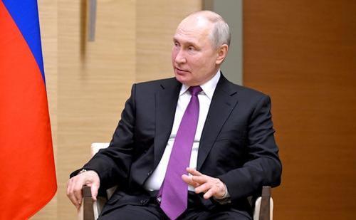 Путин: на партнеров по СНГ пытаются давить извне
