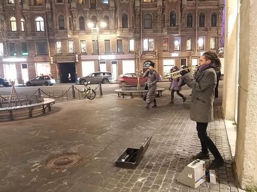 В Петербурге упростят правила для выступлений музыкантов на Дворцовой площади