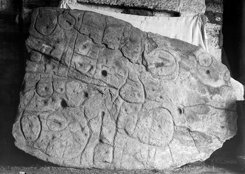 Камень бронзового века стал «картой сокровищ» для археологов
