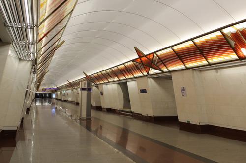 За строительство метро в Петербурге берутся новички