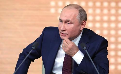 Песков заявил, что проведение большой пресс-конференции Путина планируется