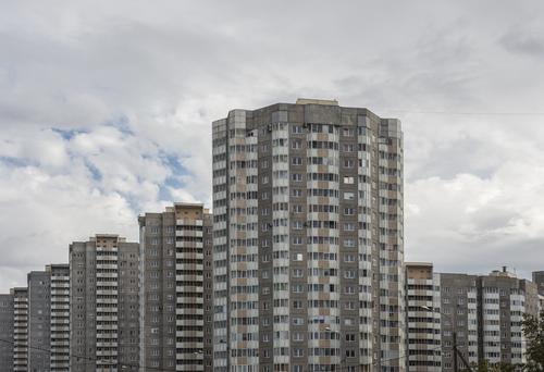 Площадь новых квартир в Петербурге оказалась самой маленькой по России