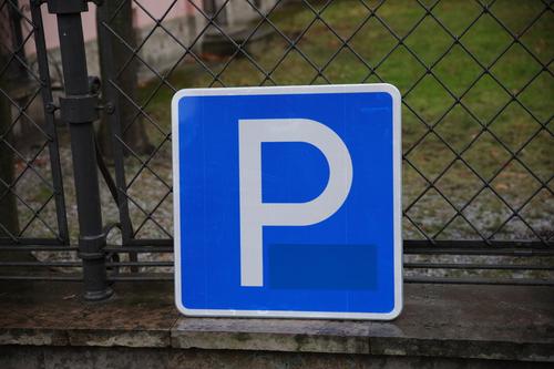Каршеринги просят депутатов Петербурга о скидках на оплату парковки