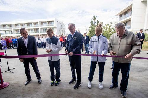 Аллея славы отечественного волейбола и новый спорткомплекс открылись в Анапе