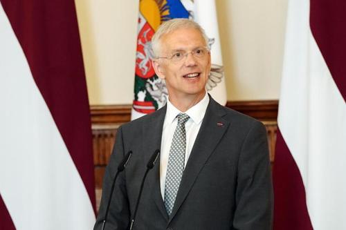 Глава МИД Латвии Кариньш обеспокоен разжиганием межнациональной розни в стране