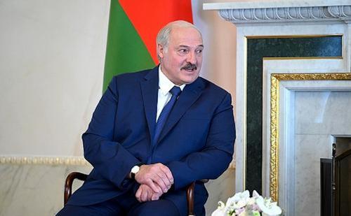 Лукашенко призвал «умных людей на Украине» начать переговоры с Россией о мире