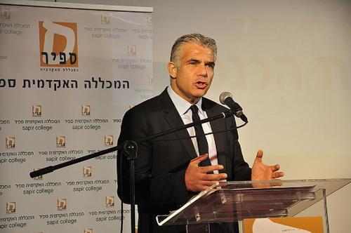 Лидер оппозиции Лапид призвал Нетаньяху извиниться за слова в адрес военных