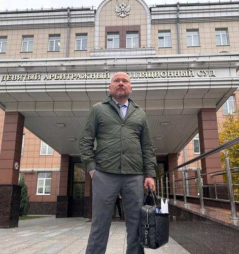 Адвокат Почуев обжаловал постановление судьи против него самого