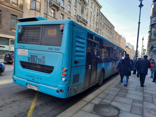 Как изменился общественный транспорт в Василеостровском районе