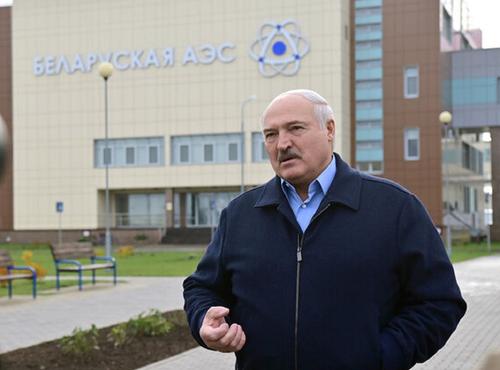 Лукашенко уверен, что Минск восстановит отношения с Литвой и Польшей