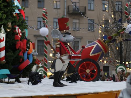 В Санкт-Петербурге определили ещё две площадки для новогодних ярмарок