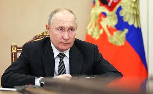 Путин прибыл в Астану, где проведет переговоры с Токаевым