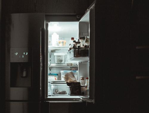 Guardian: миллионы британцев в целях экономии отключают холодильники