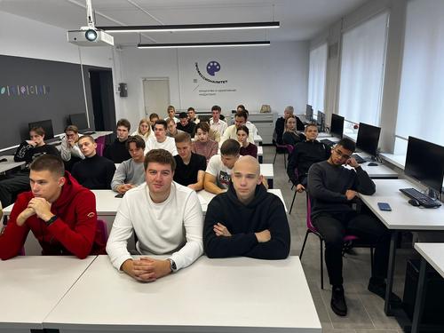 В Краснодаре для студентов техникума провели конкурс на знание Конституции РФ