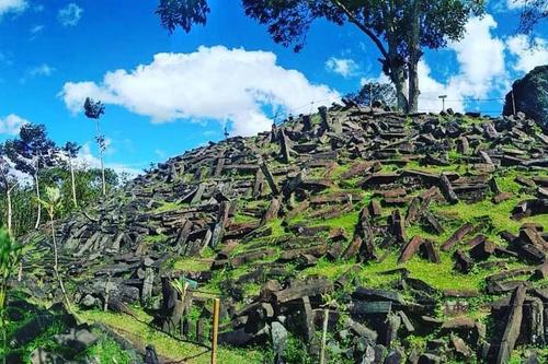 Индонезийская пирамида Гунунг Паданг может быть старейшей пирамидой в мире