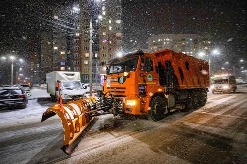 Минтранс Подмосковья отчитался об очистке более 12 тысяч километров дорог от снега