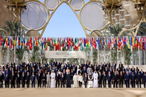 Почему лидеры стран Балтии отказались фотографироваться на саммите в Дубае?