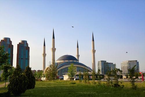 Источник в Анкаре: Турция и Украина проведут во вторник политконсультации