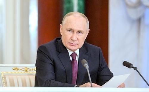 Путин прибыл в Пятигорск на заседание наблюдательного совета «Движения первых»