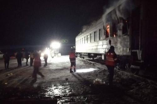 В Хабаровском крае загорелся вагон рабочего поезда