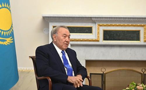 Назарбаев заявил, что сейчас мир как никогда близок к ядерной катастрофе