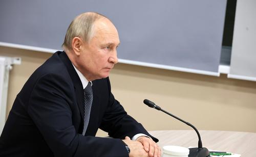 Путин заявил, что в зоне спецоперации находятся 617 тысяч российских военных