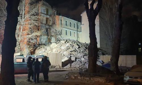 Жители рухнувшего дома на Гороховой получат временное жильё 