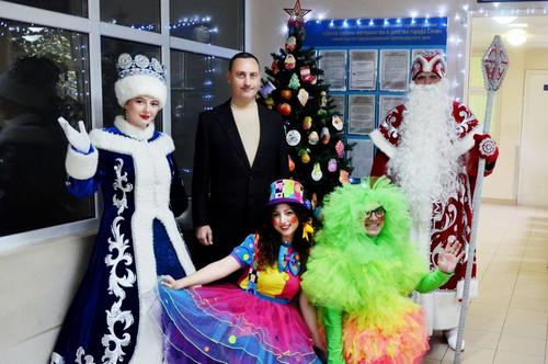 В сочинской детской больнице в рамках проекта «Единой России» появилась экоёлка