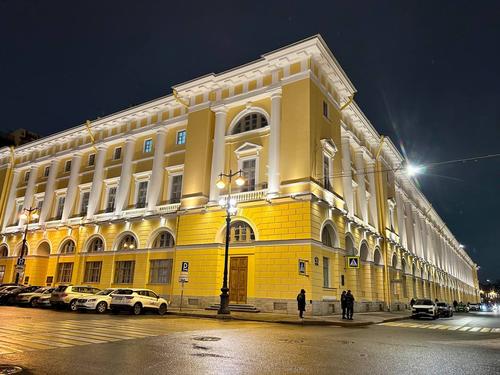 В Петербурге отреставрировали фасады зданий Дирекции императорских театров