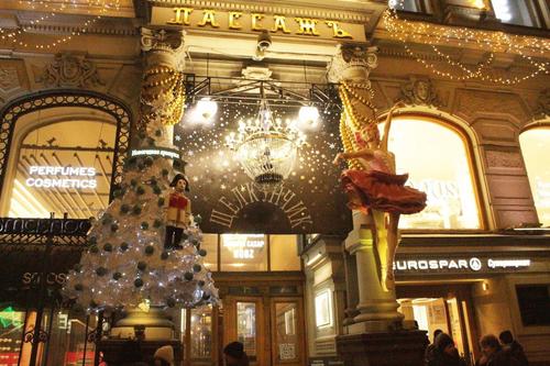 В Петербург на Новый год хочет почти половина потенциальных туристов