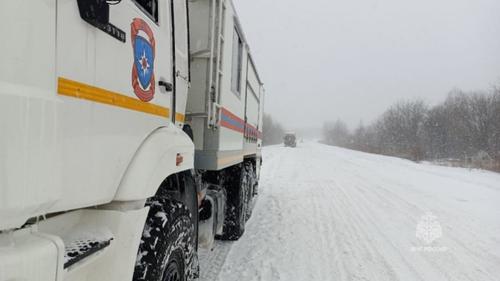 В Хабаровском крае на трассе чуть не сгорел водитель