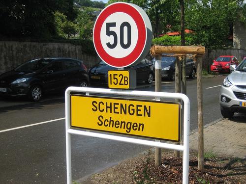 Болгария и Румыния после 12 лет переговоров вступают в Шенгенскую зону 