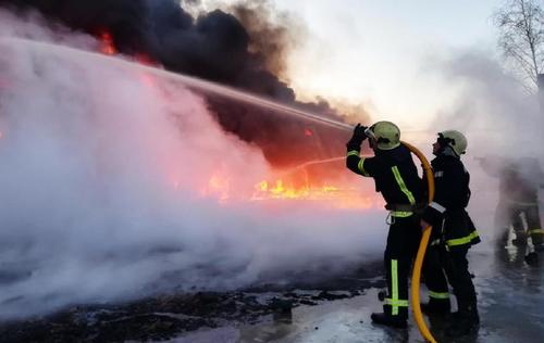 В двух областях Украины произошли пожары на объектах критической инфраструктуры