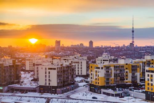 Кличко: электро- и водоснабжение пропало в ряде районов Киева после взрывов