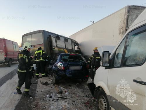 ДТП с военным автобусом произошло на трассе Иваново — Ярославль 