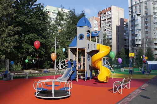 На отдых детей из Петербурга выделят 3,5 млрд рублей