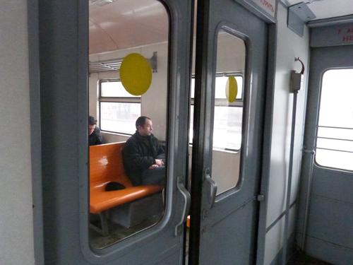 В пригородных поездах Петербурга выросли штрафы для безбилетников