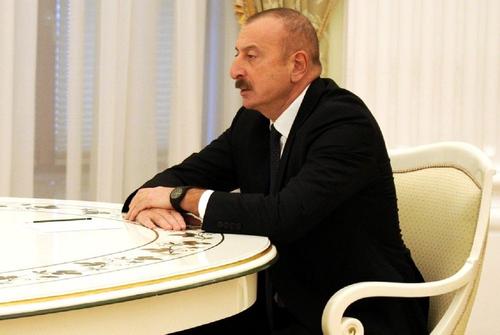 Алиев: Баку не будет зеркально отводить войска от условной границы с Арменией