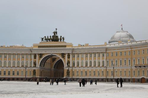 За новогодние каникулы Петербург посетило более миллиона человек