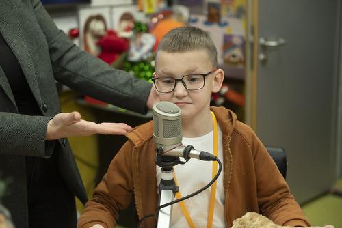 Детское радио и глава Минцифры исполнили мечту мальчика в рамках «Елки желаний»