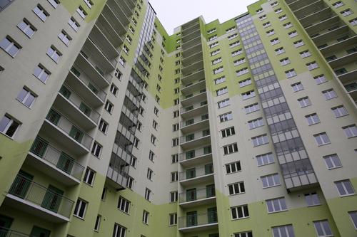 В Петербурге объявили аукцион на покупку 30 социальных квартир 