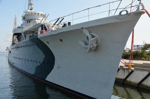 Командующий ВМС Украины: Киев с радостью примет два списанных британских корабля