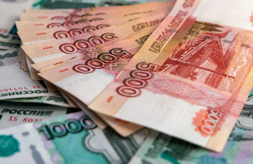 Хабаровская пенсионерка оформила кредит и отдала все деньги мошенникам