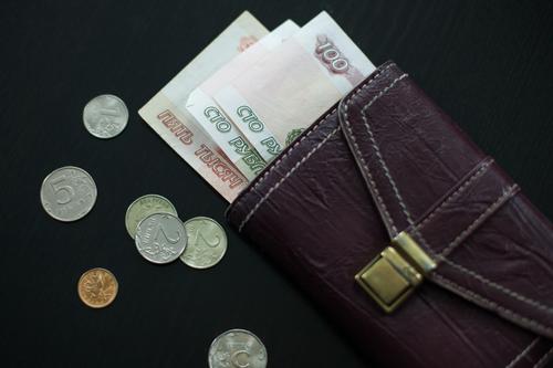 Две пенсионерки из Петербурга передали более 10 млн рублей лжестражам